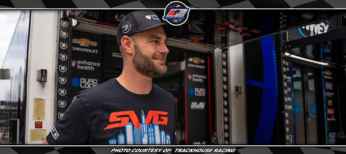 231215acol_mczekala_01