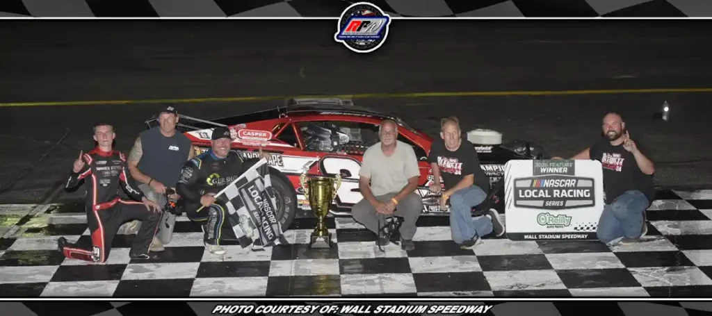 WALLSTD_BLEWETT_82_26
